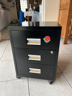 Schuifladen kastje, Enlèvement, Utilisé