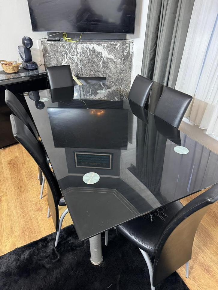 Table a manger avec chaises, Huis en Inrichting, Complete eetkamers, Zo goed als nieuw, Ophalen