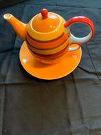 Théière et tasse qui se superposent, Maison & Meubles, Comme neuf