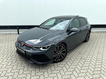 VOLKSWAGEN GOLF 8 GTI CLUBSPORT | 300 PK | PANO | CAMERA 