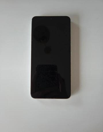 Samsung Galaxy s22, 128 GB, wit + 4 hoezen Burga beschikbaar voor biedingen