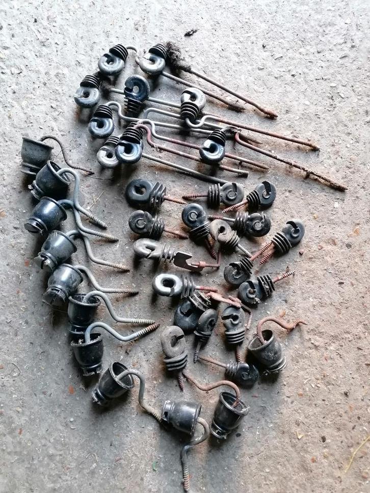 Partij vintage schroefisolatoren / draadisolatoren, Doe-het-zelf en Bouw, Elektriciteit en Kabels, Ophalen