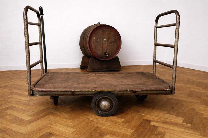 4 stevige (3 soorten) industriële transportkarren, Doe-het-zelf en Bouw, Transportwagens, Gebruikt, Transportkar, Ophalen