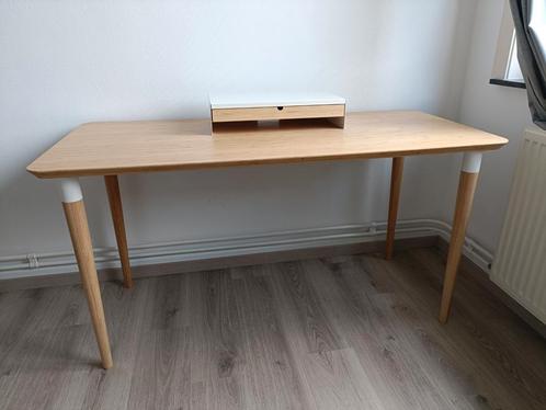 IKEA bureau + monitor stand - in perfecte staat, Huis en Inrichting, Bureaus, Zo goed als nieuw, Bureau, Ophalen