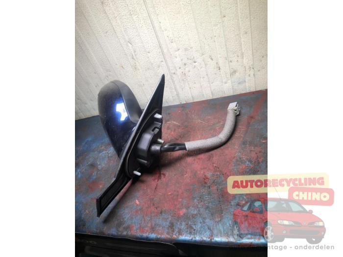 Rétroviseur extérieur droit d'un Volvo S80, Autos : Pièces & Accessoires, Rétroviseurs, Volvo, Utilisé, 3 mois de garantie, Enlèvement ou Envoi