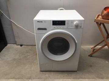 (27) Recentere Wasmachine Miele W1 beschikbaar voor biedingen