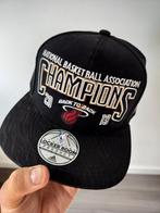 NBA Miami Heat 2x champions 2012-2013, Kleding | Heren, Hoeden en Petten, Ophalen of Verzenden, Zo goed als nieuw, Pet