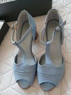 39/39,5 volledig leder, enkele keer gedragen, Blauw, Lilmill, Zo goed als nieuw, Sandalen of Muiltjes