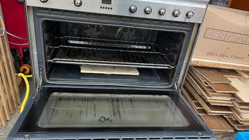 Smeg 90 cm gasfornuis met heteluchtoven,5 pits – RVS, werkt beschikbaar voor biedingen