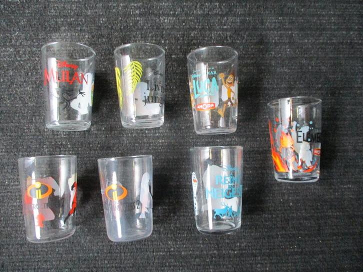 Lot van 7 stuks drinkglazen  DISNEY --Pixar--Amora, Collections, Verres & Petits Verres, Comme neuf, Envoi