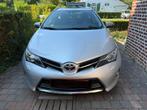 Totota Auris Touring Sports, Auto's, Voorwielaandrijving, 450 kg, 4 cilinders, Leder en Stof
