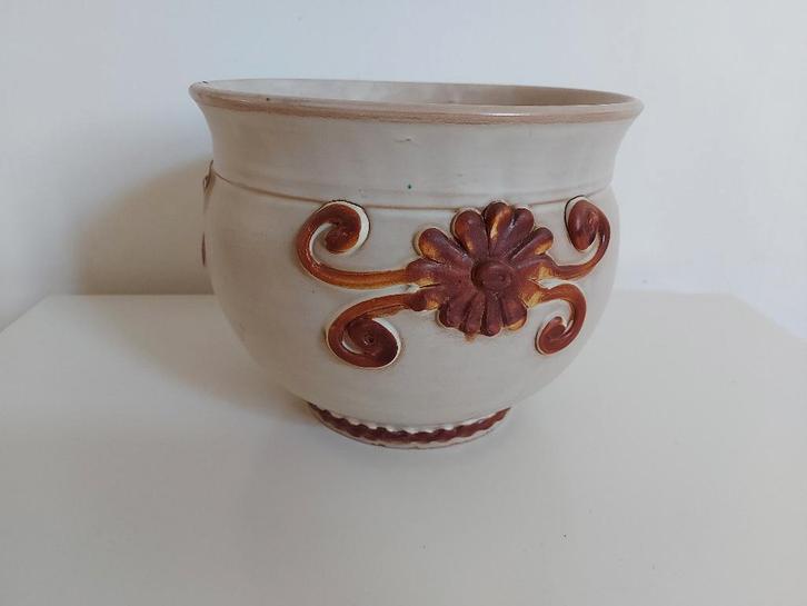 Cache pot en terre cuite, Jardin & Terrasse, Pots de fleurs, Utilisé, Poterie, Moins de 40 cm, Moins de 25 cm, Rond, Enlèvement