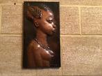 Plaque murale en cuivre africain avec femme, Cuivre