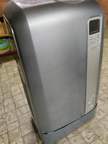 Zomerse hitte binnen in huis?! Koop deze mobiele airco  beschikbaar voor biedingen