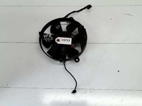 VFR750 1990 - 1993 Honda Radiator Ventilator D1-25965, Motoren, Onderdelen | Honda