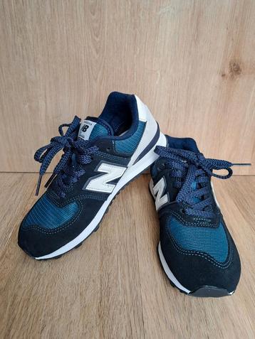 New Balance taille 33