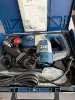 Nieuw klopboormachine van het topmerk AEG, Doe-het-zelf en Bouw, Gereedschap | Boormachines, Ophalen, Zo goed als nieuw