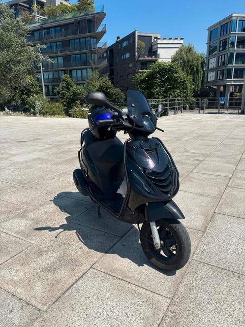 Piaggio Zip A-klasse, Fietsen en Brommers, Scooters | Piaggio, Zo goed als nieuw, Zip, Klasse A (25 km/u), Ophalen