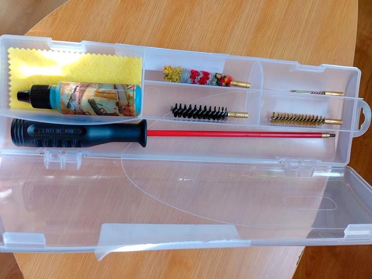 Kit de nettoyage pour armes à feu, calibre 9 mm, 38/357, Sports & Fitness, Accessoires de sport de tir, Comme neuf, Enlèvement ou Envoi