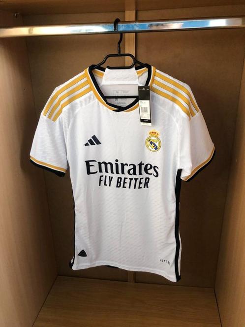 Real madrid tenue 23/24, Sports & Fitness, Football, Neuf, Maillot, Taille M, Enlèvement ou Envoi