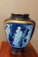 Vase en porcelaine de Limoges signé Tharaud, Enlèvement