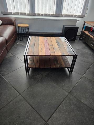 table basse deux niveau pour salon Sentier du monde beschikbaar voor biedingen