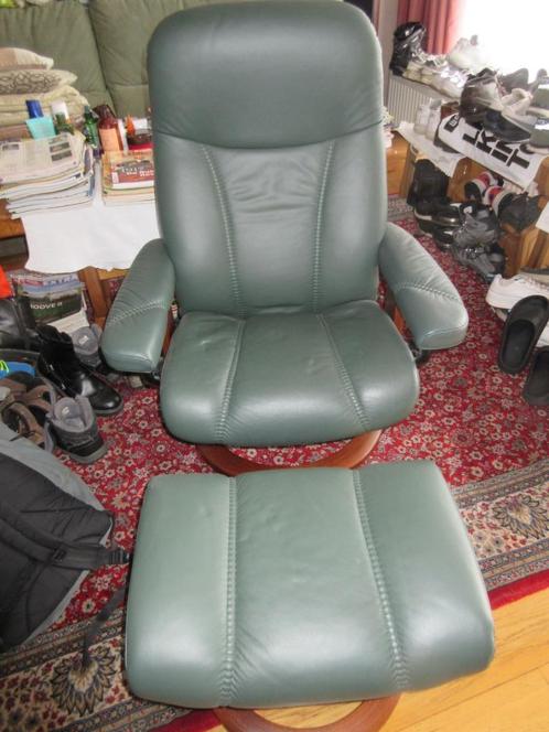 Stressles verstelbare fauteuil met voetbank nooit gebruikt, Huis en Inrichting, Fauteuils, Zo goed als nieuw, Leer, 50 tot 75 cm