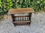 Oud krantentafeltje (45cmx23cx45cm), Ophalen, Gebruikt