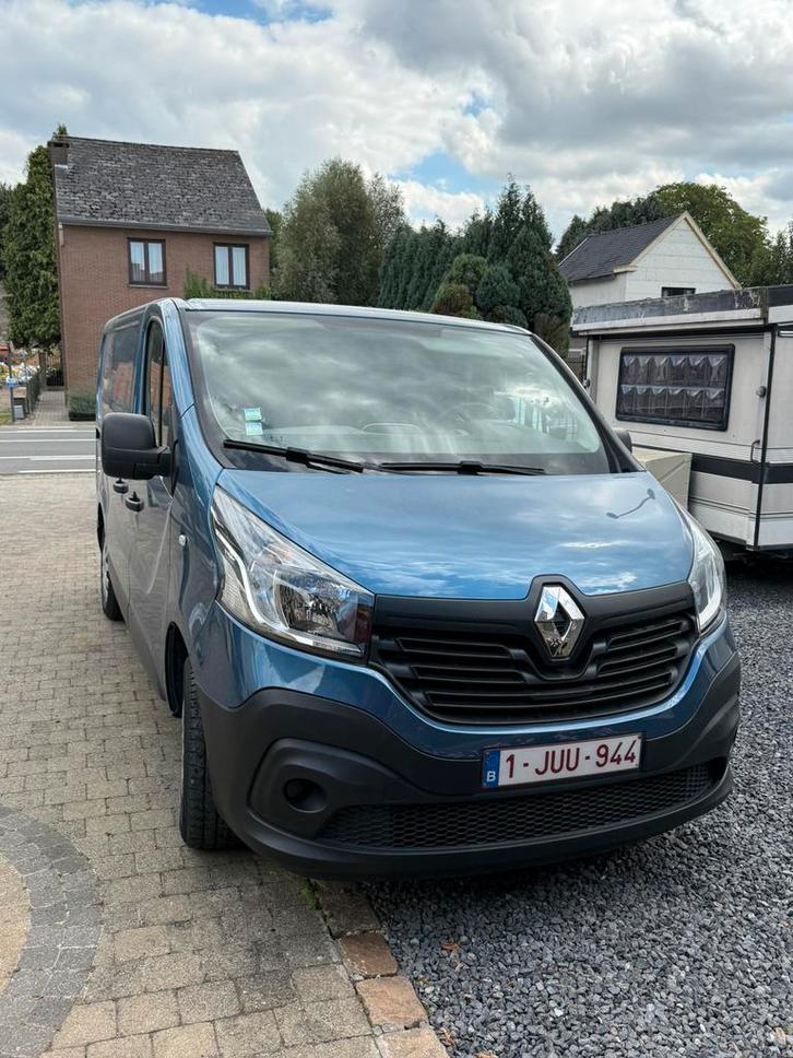Renault trafic, Auto's, Renault, Particulier, Trafic, 5 deurs, Handgeschakeld, Blauw, Zwart, Stof, Ophalen
