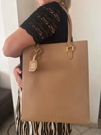 Delvaux, Handtassen en Accessoires, Ophalen of Verzenden, Zo goed als nieuw, Beige