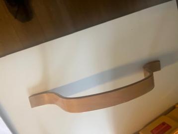 trip trap beugel hout beschikbaar voor biedingen