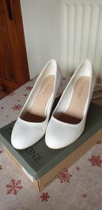 Witte schoenen met hakken , maat 41, Kleding | Dames, Wit, Ophalen of Verzenden, Zo goed als nieuw, Schoenen met hoge hakken