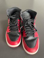Nike Air Jordan 1 Mid maat 40,5, Ophalen of Verzenden, Zo goed als nieuw