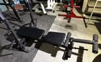 Benchpress met assecoires (ideaal voor beginners), Ophalen, Gebruikt, Krachtstation, Metaal