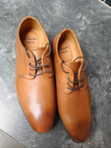 Geklede schoenen maat 42 beschikbaar voor biedingen