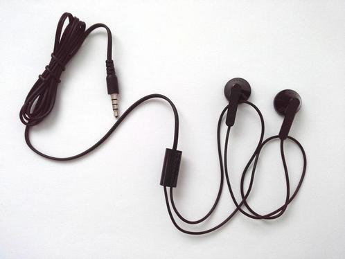 Écouteurs filaires Nokia HS-34 jamais utilisés, Audio, Tv en Foto, Hoofdtelefoons, Zo goed als nieuw, Ophalen of Verzenden