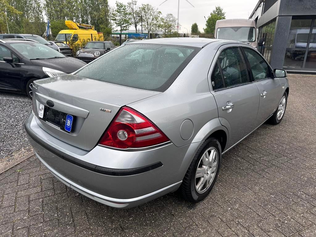 Ford mondeo automatique., Achat, Entreprise, Mondeo, Carnet d'entretien