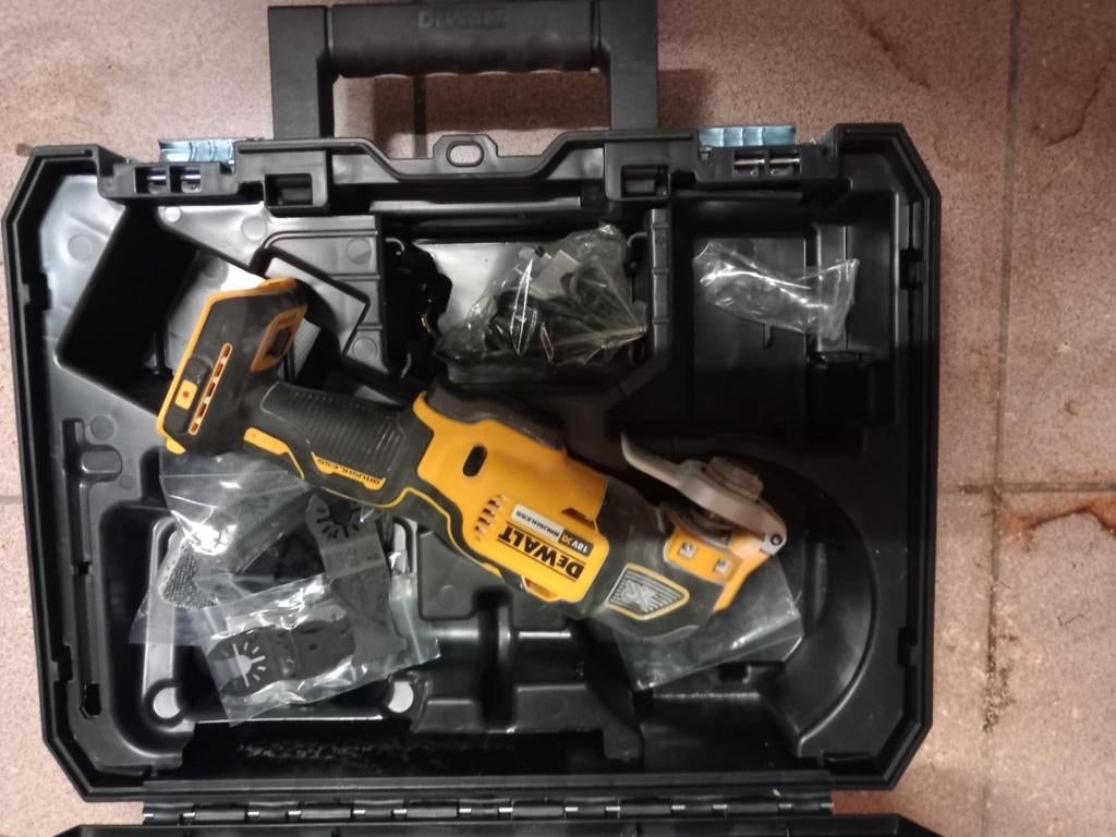 Bouwmachines, Enlèvement, Comme neuf