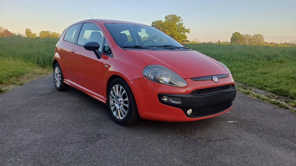 Fiat punto evo prête à immatriculée, Autos, Fiat, Rouge, Particulier, Tissu, Punto
