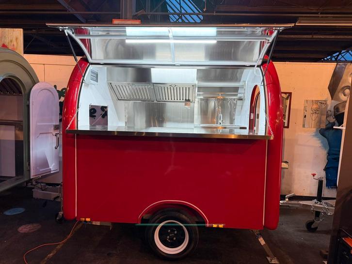 Foodtrailer roundtop large, Articles professionnels, Stock & Retail | Voitures, Enlèvement