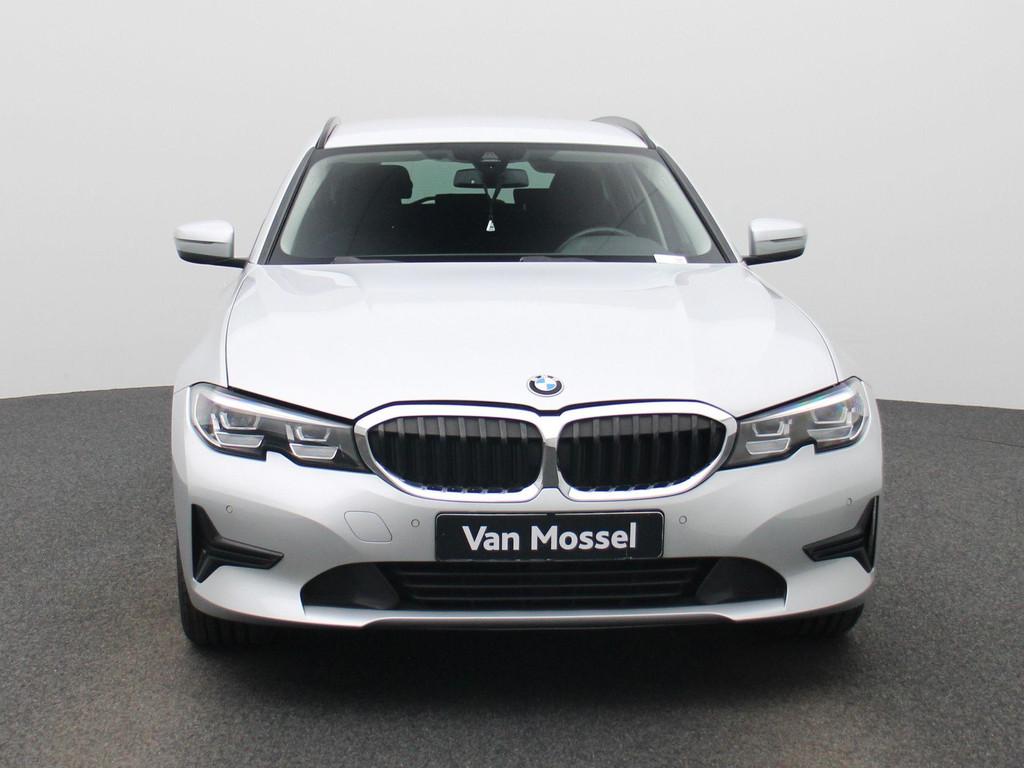 BMW 3 Serie Touring 318dA (110 kW) (automatique), Argent ou Gris, 1800 kg, 110 kW, Entreprise