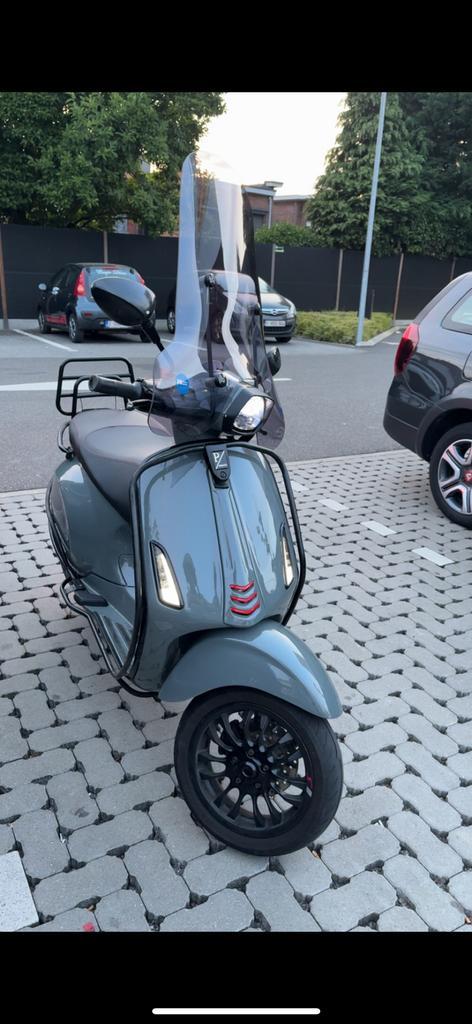 Vespa sprint Iget a klasse nardo grey, Fietsen en Brommers, Scooters | Vespa, Zo goed als nieuw, Overige modellen, Klasse A (25 km/u)