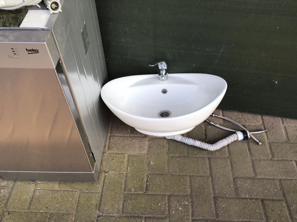 Wasbak, Ophalen, Zo goed als nieuw