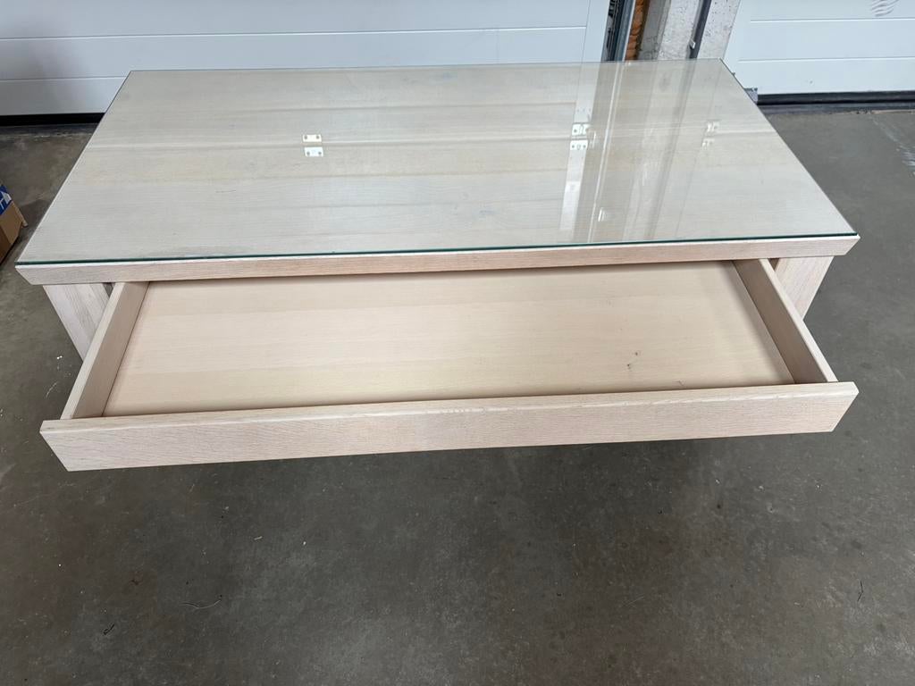 Table de salon en bois avec tiroir et verre de protection, Enlèvement, Autres essences de bois