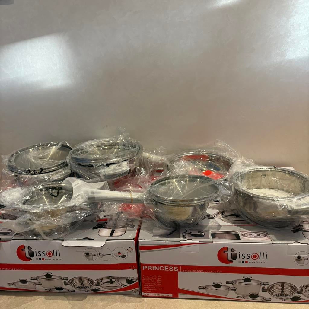 Nieuwe 16-delige pannenset + professionele messenset, Maison & Meubles, Cuisine | Casseroles & Poêles, Enlèvement ou Envoi, Neuf