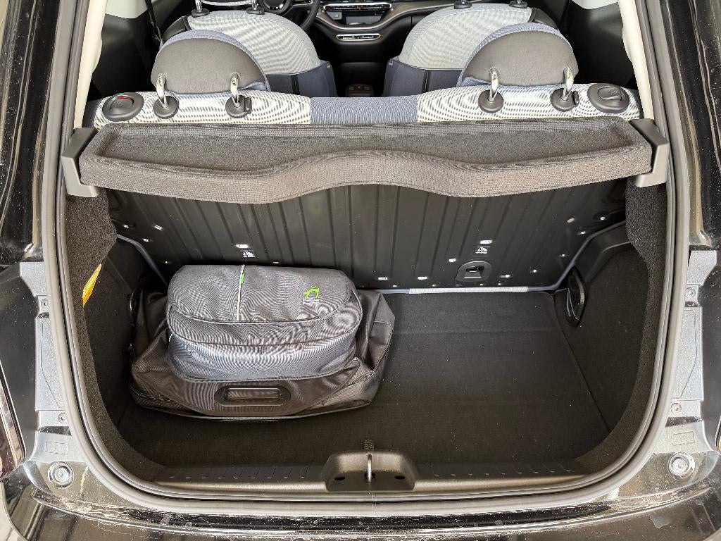 fiat 500, Auto's, Fiat, Bedrijf, Elektrisch, Stadsauto, 3 deurs, Automaat, Zwart, Grijs, Stof, Vierwielaandrijving