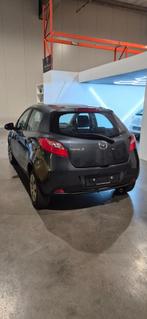 Ik ben de derde eigenaar van de auto, alle onderhoudsbeurten, Auto's, Mazda, Airbags, Particulier, Te koop, Benzine