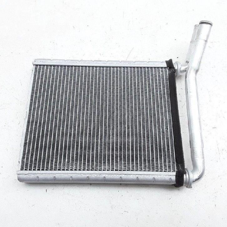 KACHELRADIATEUR Toyota Corolla (E15) (11-2006/11-2013), Auto-onderdelen, Airco en Verwarming, Toyota, Gebruikt