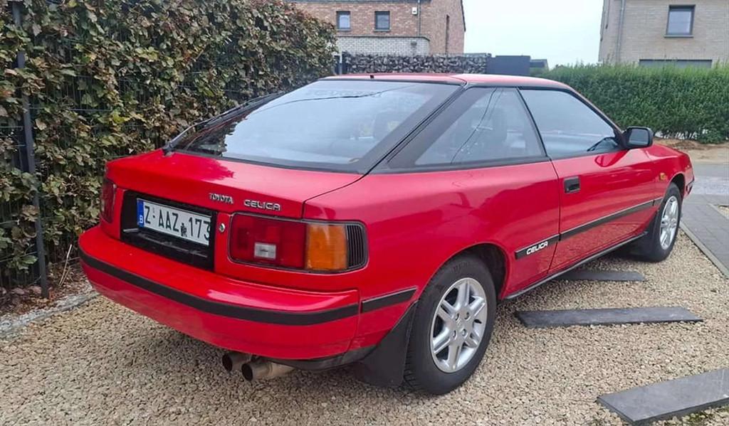 Toyota Celica (bj 1988), Lichtmetalen velgen, Stof, https://public.car-pass.be/vhr/3e3b2bab-d2c9-432b-8597-f053326a5c3a, 95 pk