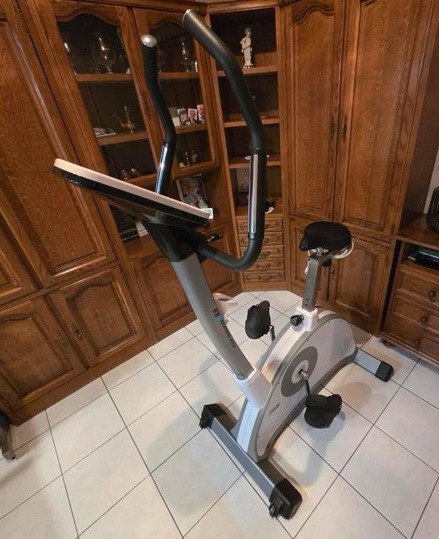 Hometrainer fiets, Ophalen, Zo goed als nieuw, Benen, Hometrainer